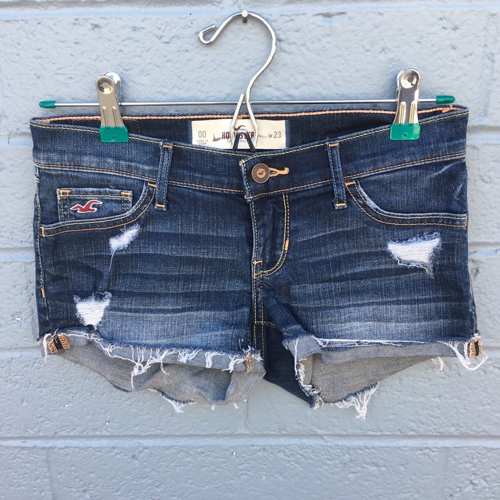 HOLLISTER Dark wash shorts